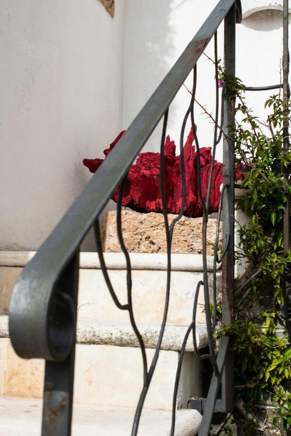 ホテル Il Palazzotto ポリニャーノ・ア・マーレ エクステリア 写真